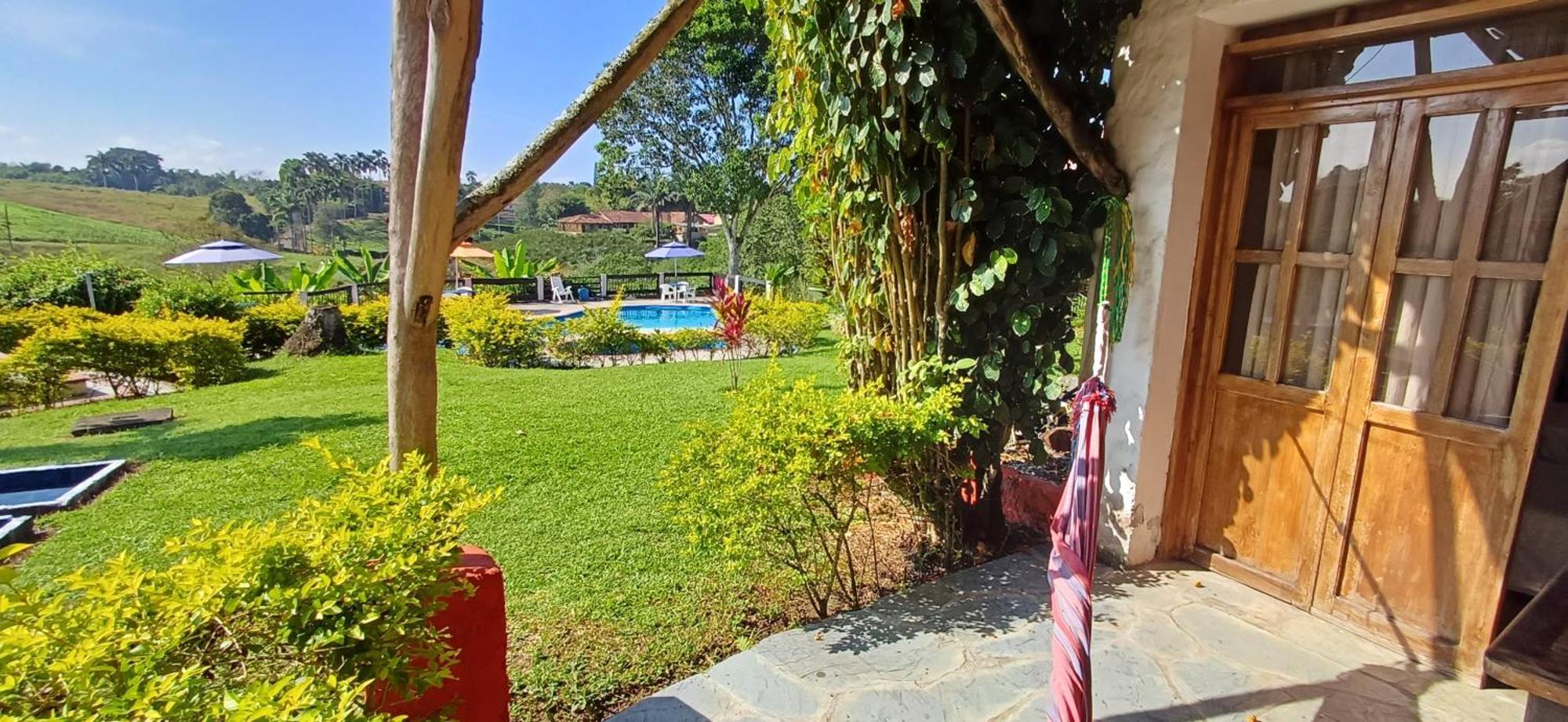 Finca Hotel Palmas Frente A Panaca Quimbaya Exterior foto